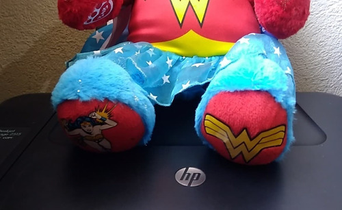 Build A Bear Dc Wonder Woman Teddy Bear Plush 40 Cms (Usado)