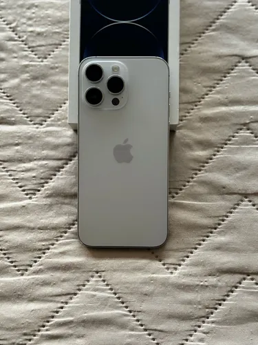 Apple iPhone 14 Pro Max (256 Gb) - Color Gris (Usado)