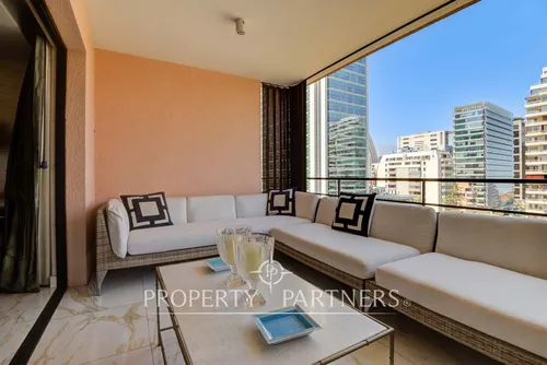 Departamento Remodelado En Isidora Goyenechea, Amp...