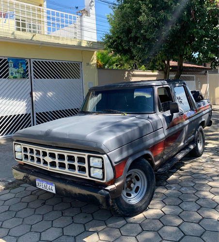 Ford F1000 3.6 Super SéRie 2P