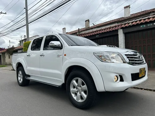 Toyota Hilux 2.5 Mt Diesel 4x2