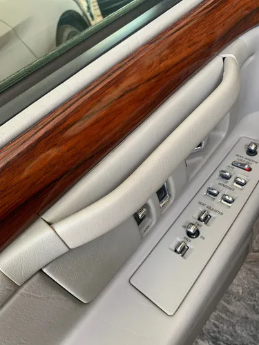 Cadillac Deville 4.6 Concours 275hp At