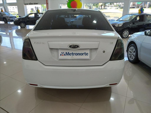 Fiesta 1.6 Mpi Sedan 8v Flex 4p Manual