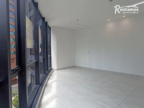 Oficina En Arriendo En El Poblado. Cod A775560
