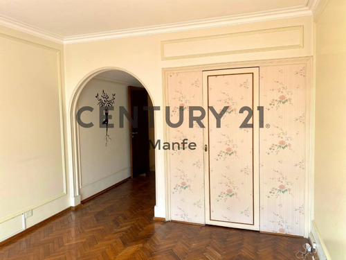Imagen 6 de 23 de Venta Piso Departamento San Cristóbal Cinco Ambientes Más Dependencia Y Cochera