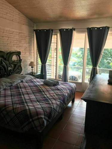 Imagen 5 de 16 de Venta De Casa En Cuernavaca, Estilo Tradicional En Gualupita