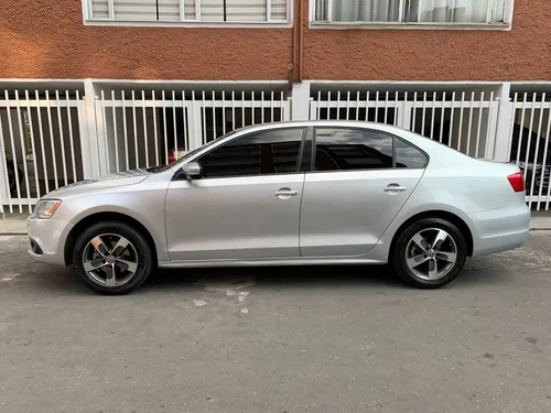 Volkswagen Jetta 2.0 Trendline 5 p