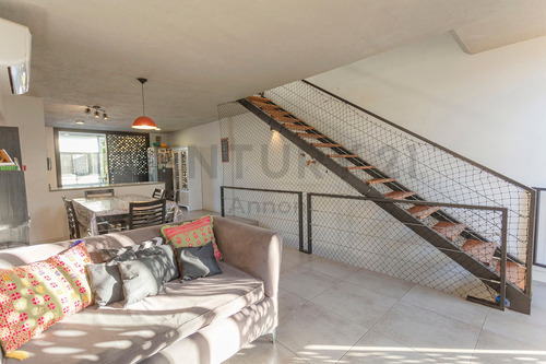 Venta Duplex 3 Dormitorios Y Cochera Cubierta En Olivos