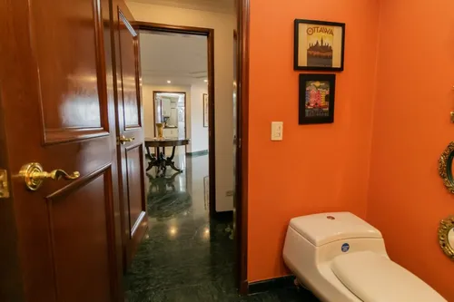 Apartamento En Venta En Los Rosales. Cod V1051070