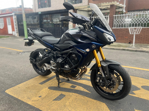 Tracer 900