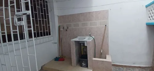 Apartamento Con Local Comercial Excelente Ubicación Cod 68790