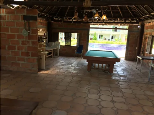 Permuto Con Piscina Caballerizas Cancha Jacuzzi Kiosco Gym Billar Lujo