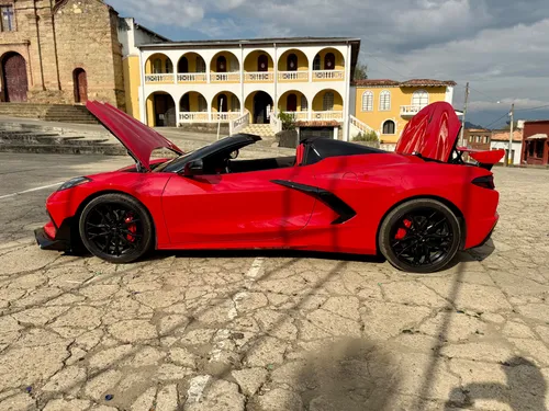 Chevrolet Corvette C8 2lt 2024
