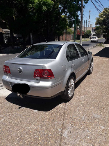 Volkswagen Bora 1.8 T Highline 180cv 2011