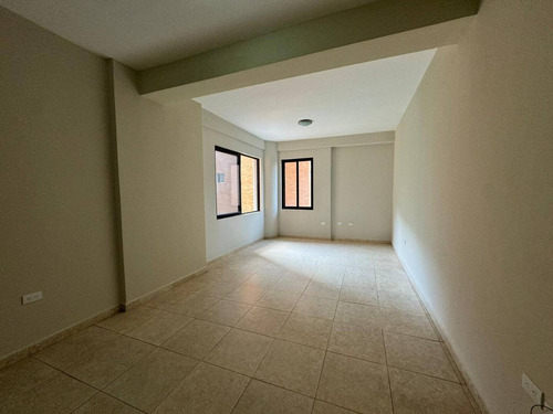 Venta De Apartamento En Resd. Bahía De Plata La Trigaleña Alta - Wc
