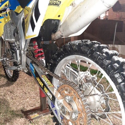 Suzuki Rmz
