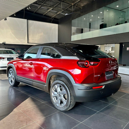 Imagen 6 de 16 de Mazda Mx30 Eléctrico Grand Touring Rojo