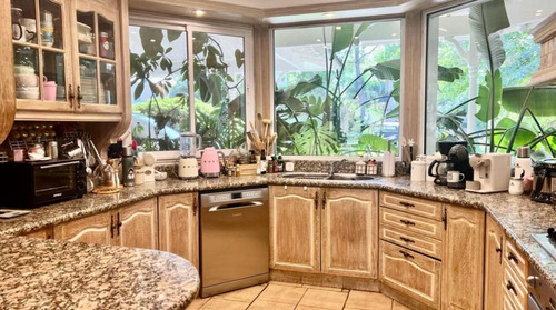 Casa En Venta En Saint Thomas Sur