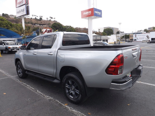 Imagen 5 de 10 de Toyota Hilux