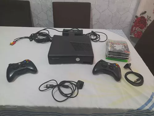 Xbox 360 Desbloqueado Com 2 Controles E 26 Jogos - Desconto no Preço