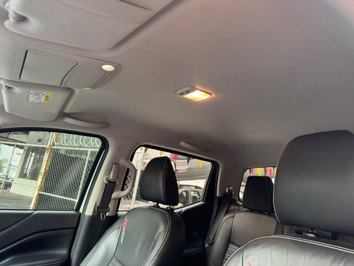 Nissan Frontier 4.0 Pro-4x V6 4x4 At