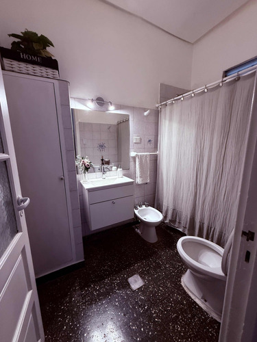 Casa Antigua A Reciclar . Dueño Directo.