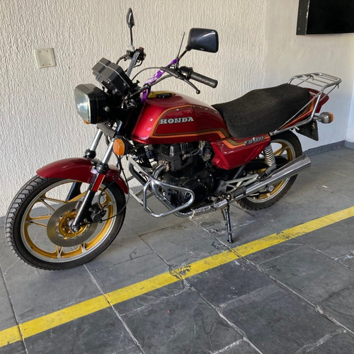 Imagem 3 de 7 de Honda Cb 400