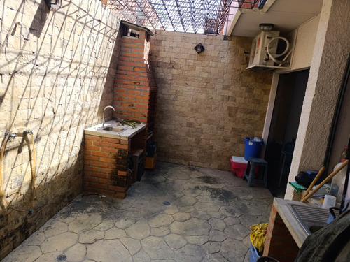 Leandro Araque Inzitu Realtors Vende Townhouse Amoblado En Residencias Mucubají Naguanagua Urb. Guayabal