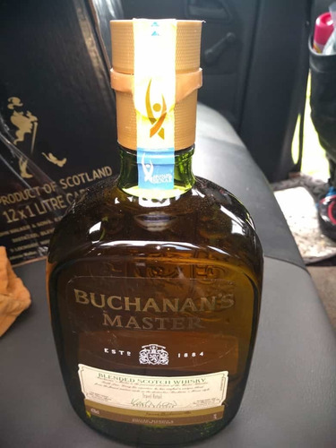 Imagen 1 de 1 de Whisky Buchana's Máster De Litro Original 