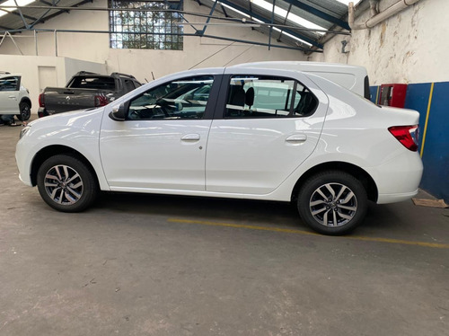 Renault Logan Intens 1.6 Stock Entrega Inmediata Tl
