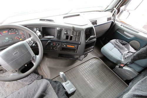 Imagem 14 de 15 de Volvo Fh 540 6x4 Traçado Redutor - Unico Dono - Teto Alto
