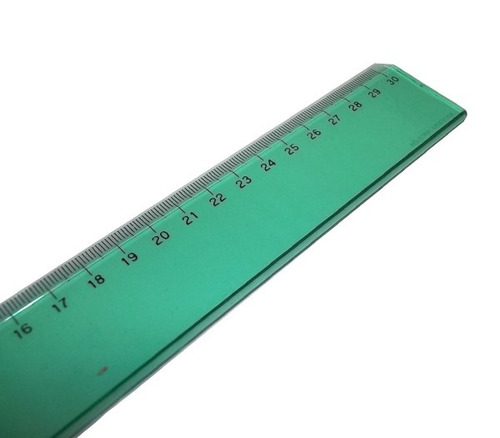 Regla Acrilica Verde 20cm Pizzini Tecnica Con Biseles Tinta