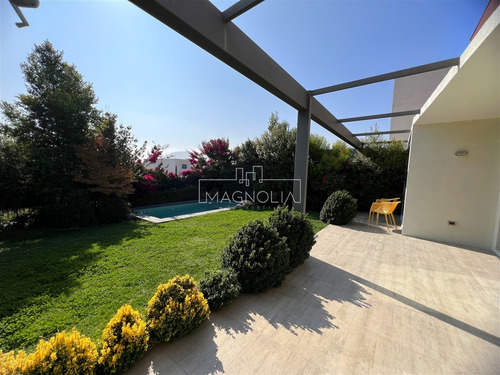 Oportunidad De Inversion En Excelente Condominio A 10.500 Uf