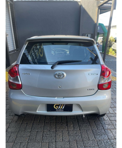 Toyota Etios 1.3 XS 16V FLEX 4P MANUAL