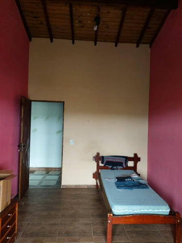 Imagem 8 de 14 de Condominio Ibiuna 1.000 M Ampla Casa, Churrasqueira E Pomar!