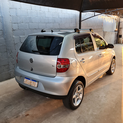 Volkswagen Fox 1.6 Vht Plus Total Flex 5p