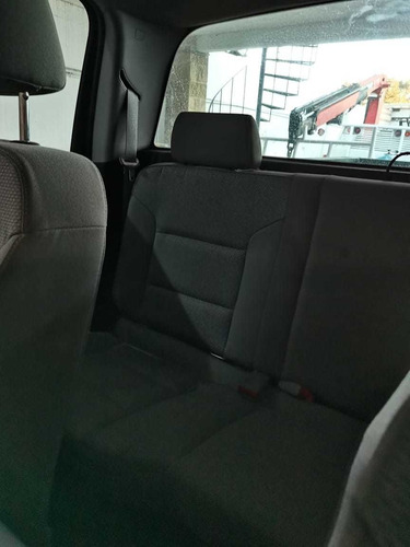 Imagen 7 de 11 de Chevrolet Silverado 2016 5.4 2500 Doble Cabina Ls 4x2 At