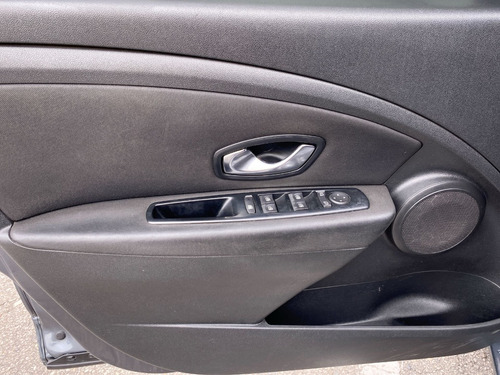 Renault Fluence 1.6 CONFORT MT