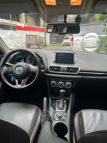 Mazda 3 2.0 Touring At