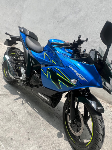 Azul Con Negro