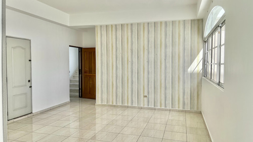 Apartamento Con Línea Blanca En Alquiler En Gazcue, Santo Do