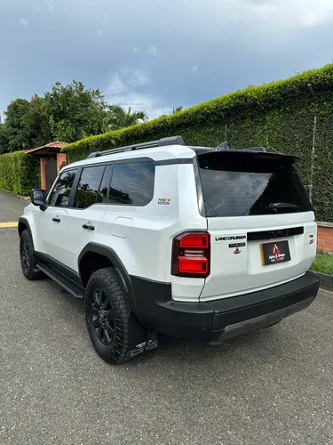 Toyota Prado Txl 2.4 Gasolina First Edition