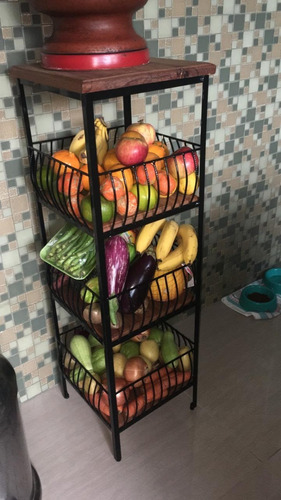 Imagem 2 de 3 de Fruteira Chão 3 Andares Preço De Fábrica Oferta Da Semana