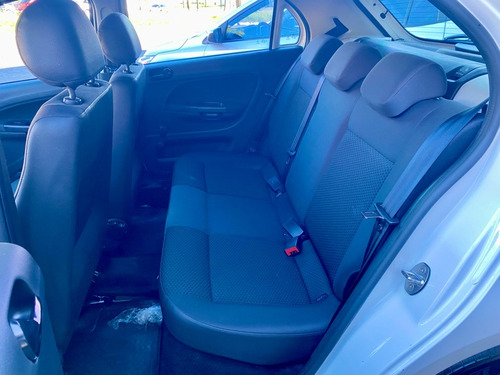 Volkswagen Gol 1.0 12v (Flex)