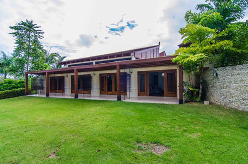 Villa En Reta En Casa De Campo