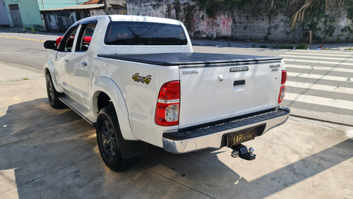 Toyota Hilux 2.7 Srv Cab. Dupla 4x4 Flex Aut. 4p