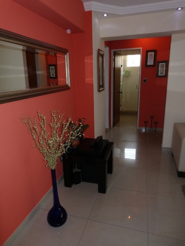 Imagen 3 de 13 de Se Vende Bello Y Practico Apartamento En Los Caobos