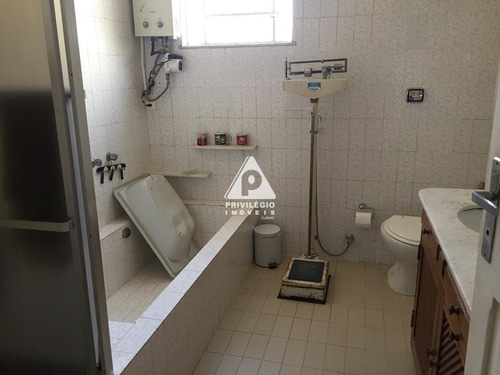 Imagem 23 de 29 de Maravilhosa Casa Em Rua Nobre Da Gávea, Com 5 Quartos, 3 Vagas, Jardim E Linda Área Externa! - 36910