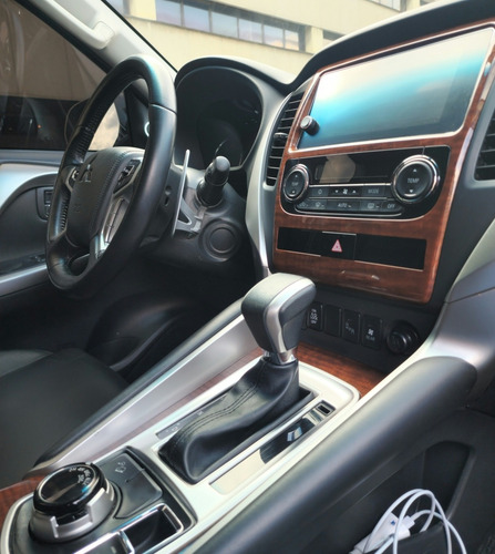 Mitsubishi Montero Sport