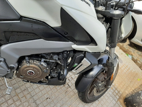 Imagen 3 de 7 de Bajaj D400